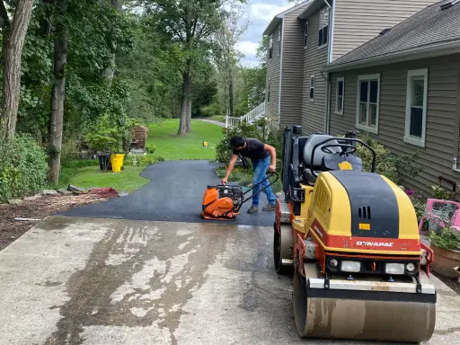 asphalt paving